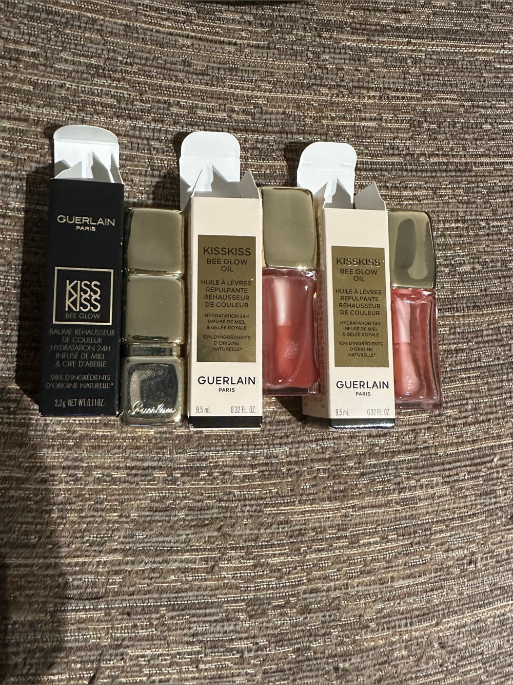 (3) Guerlain kiss kiss bee glow oil and colour reviving lip balm